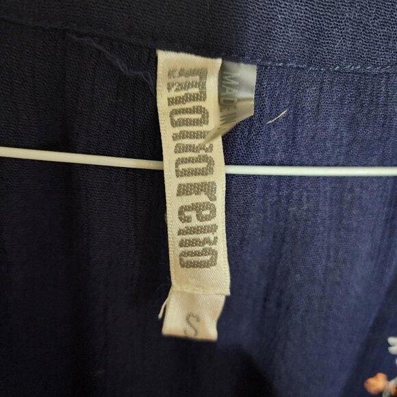 Monoreno Tunic Dress - Picture 5 of 6